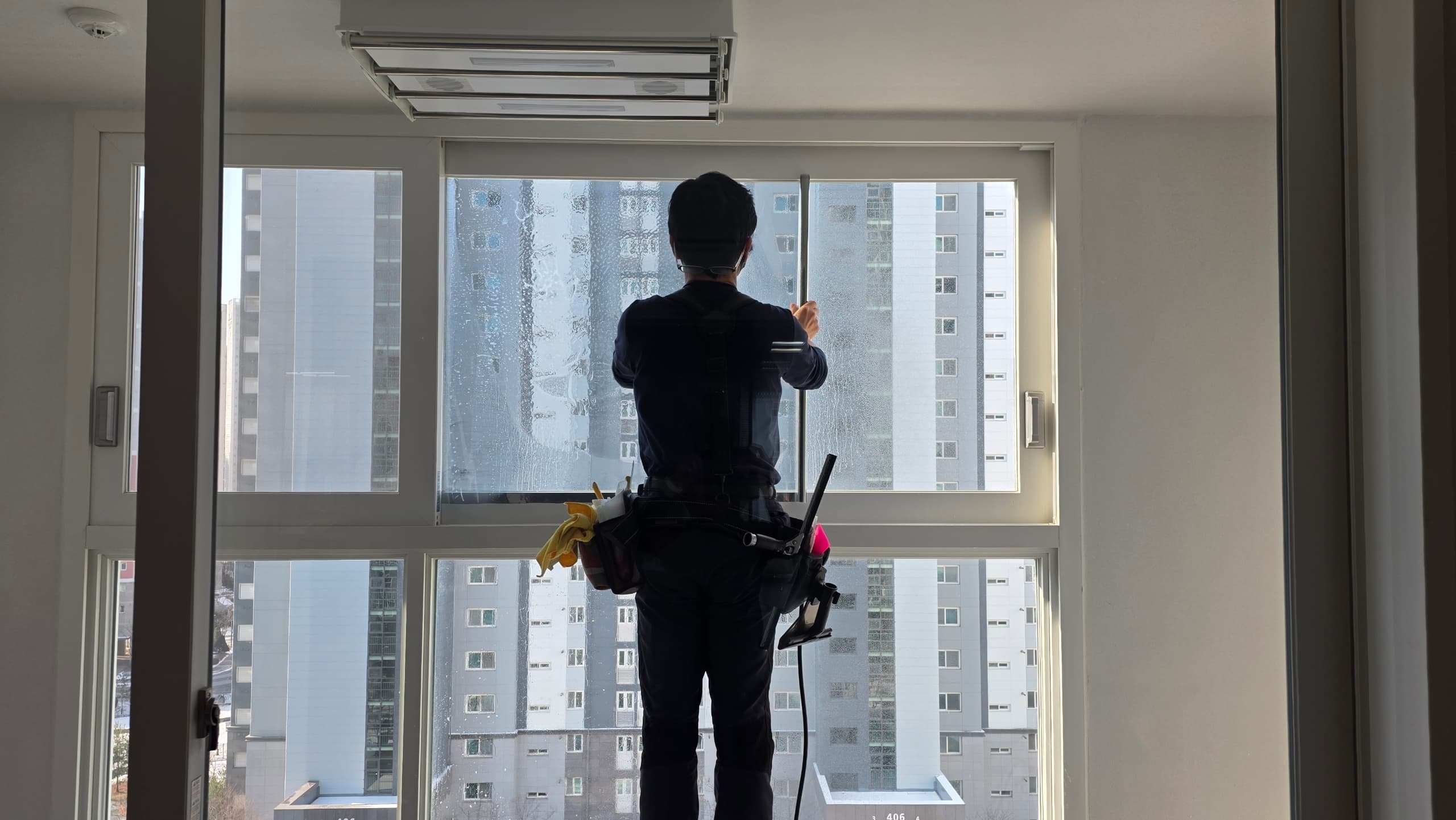 건물 썬팅 필름 시공